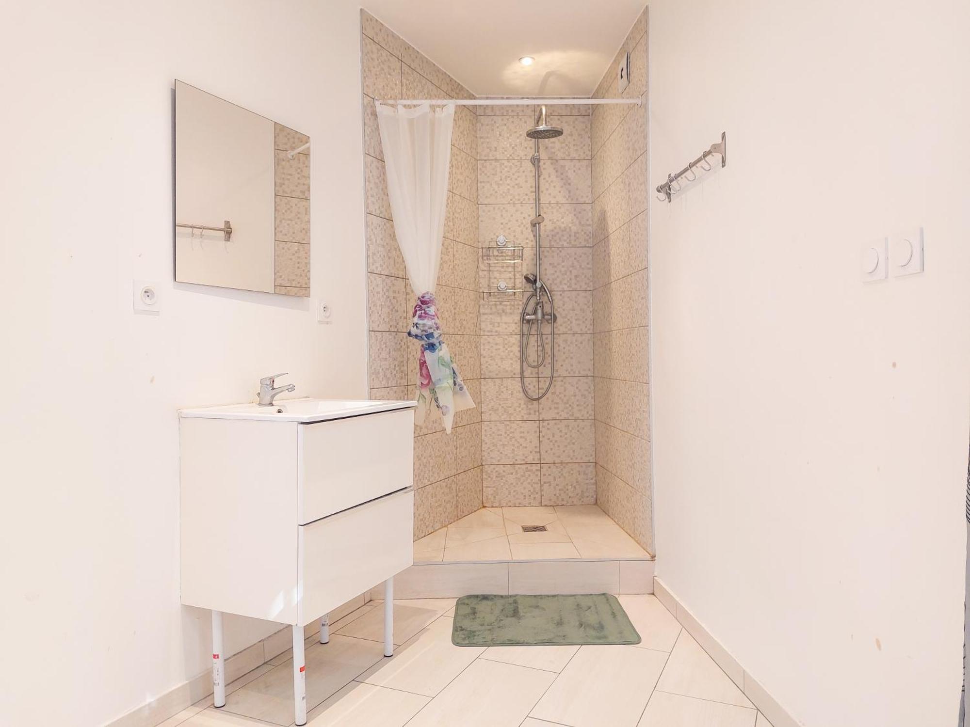 Charmant Appartement Pres Du Marche, Gare Et Port A 5Mn Тулон Экстерьер фото